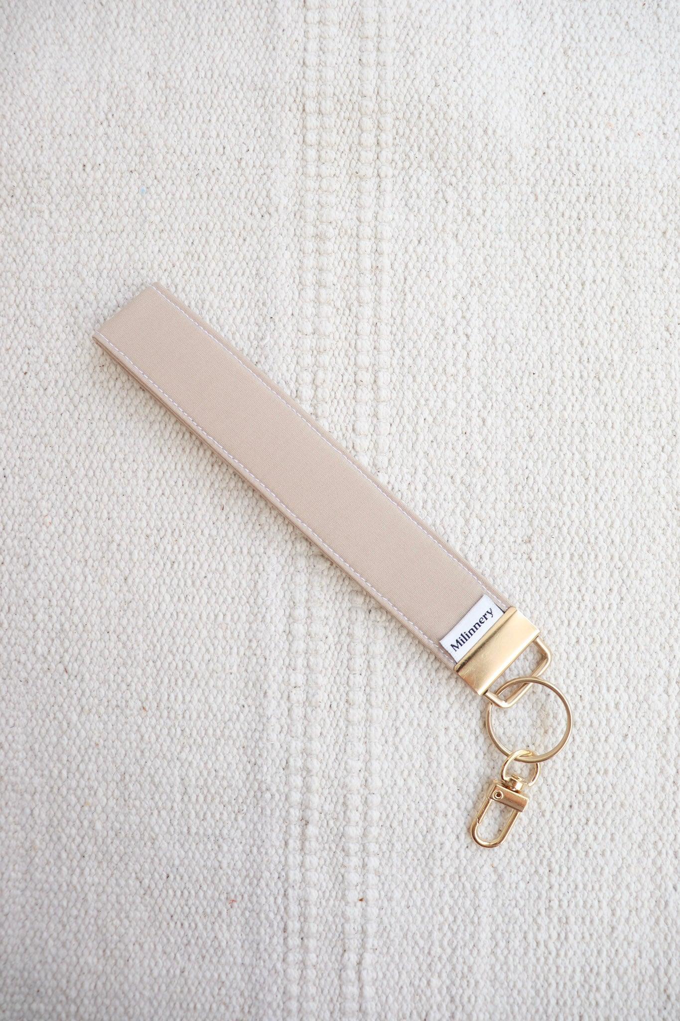 Beige Keychain - Milinnery