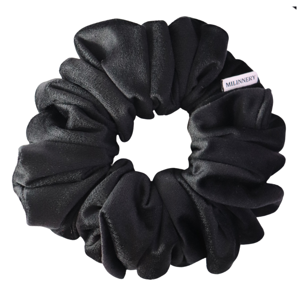 Noir Romance Velvet Scrunchie