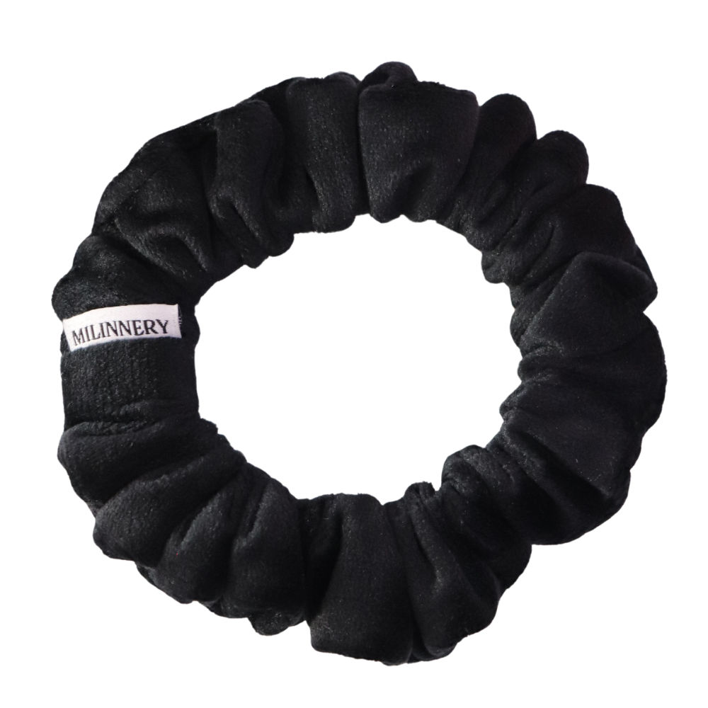 Noir Romance Velvet Scrunchie