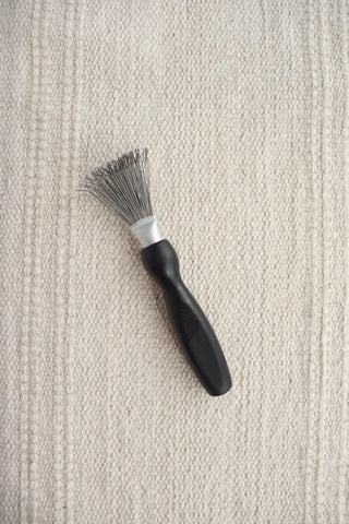 Brush cleaning tool - Milinnery