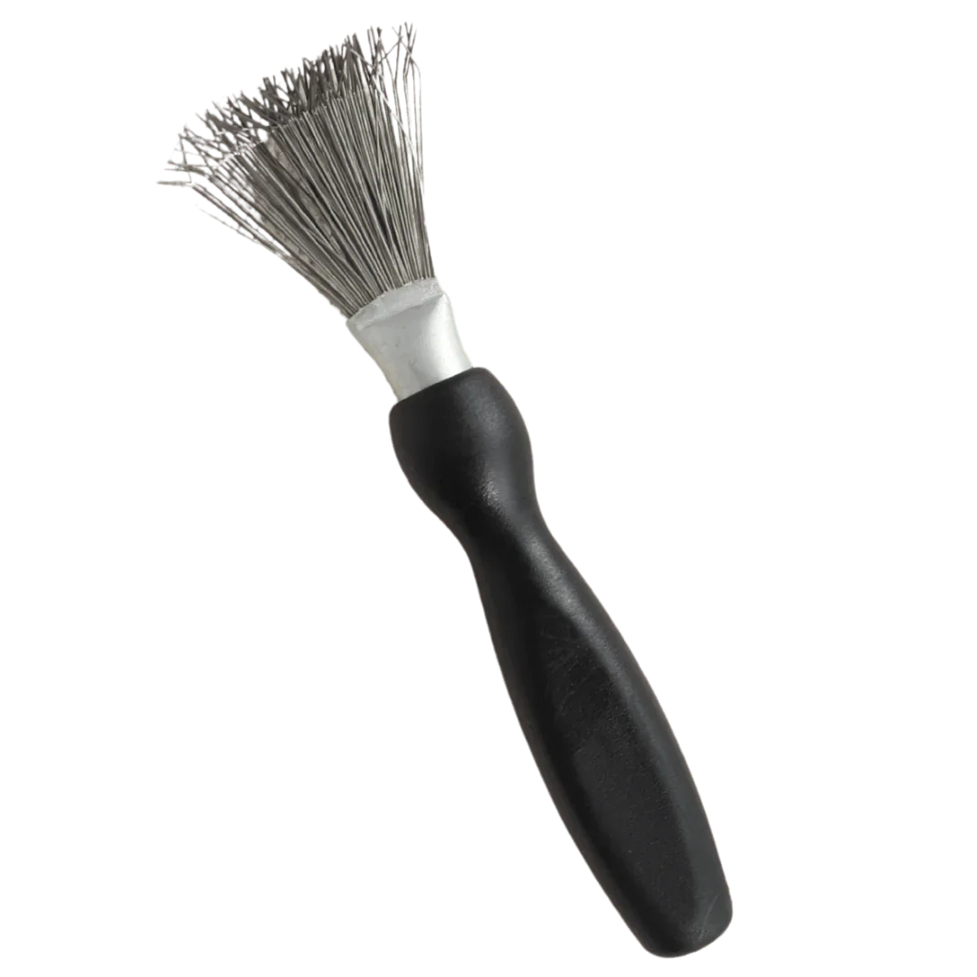 Brush cleaning tool - Milinnery