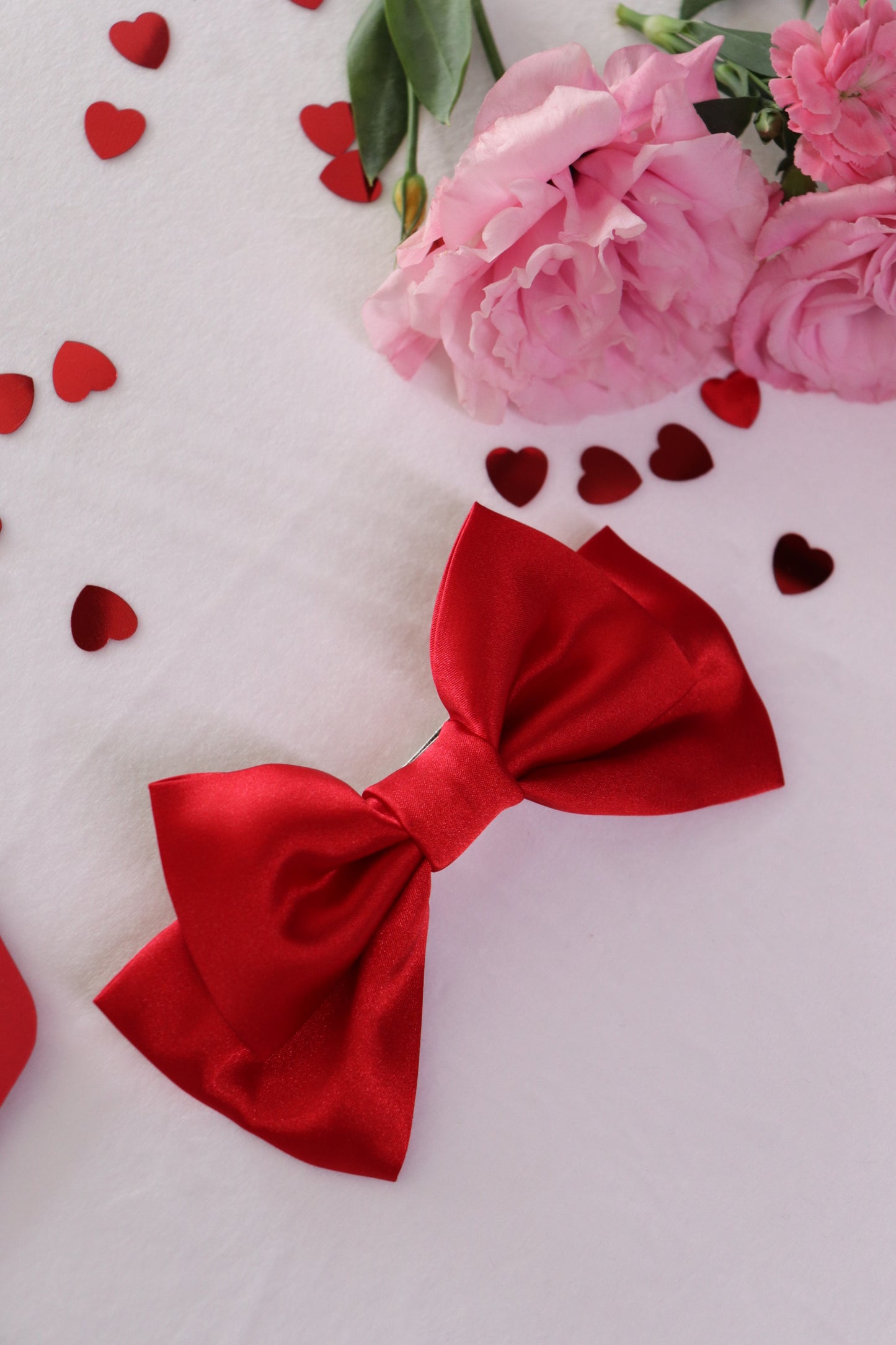 Cupid Charm Small Hair Bow Clip