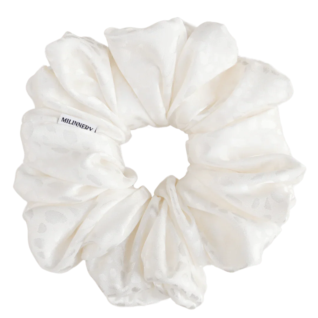 Veloura XXL - Milinnery