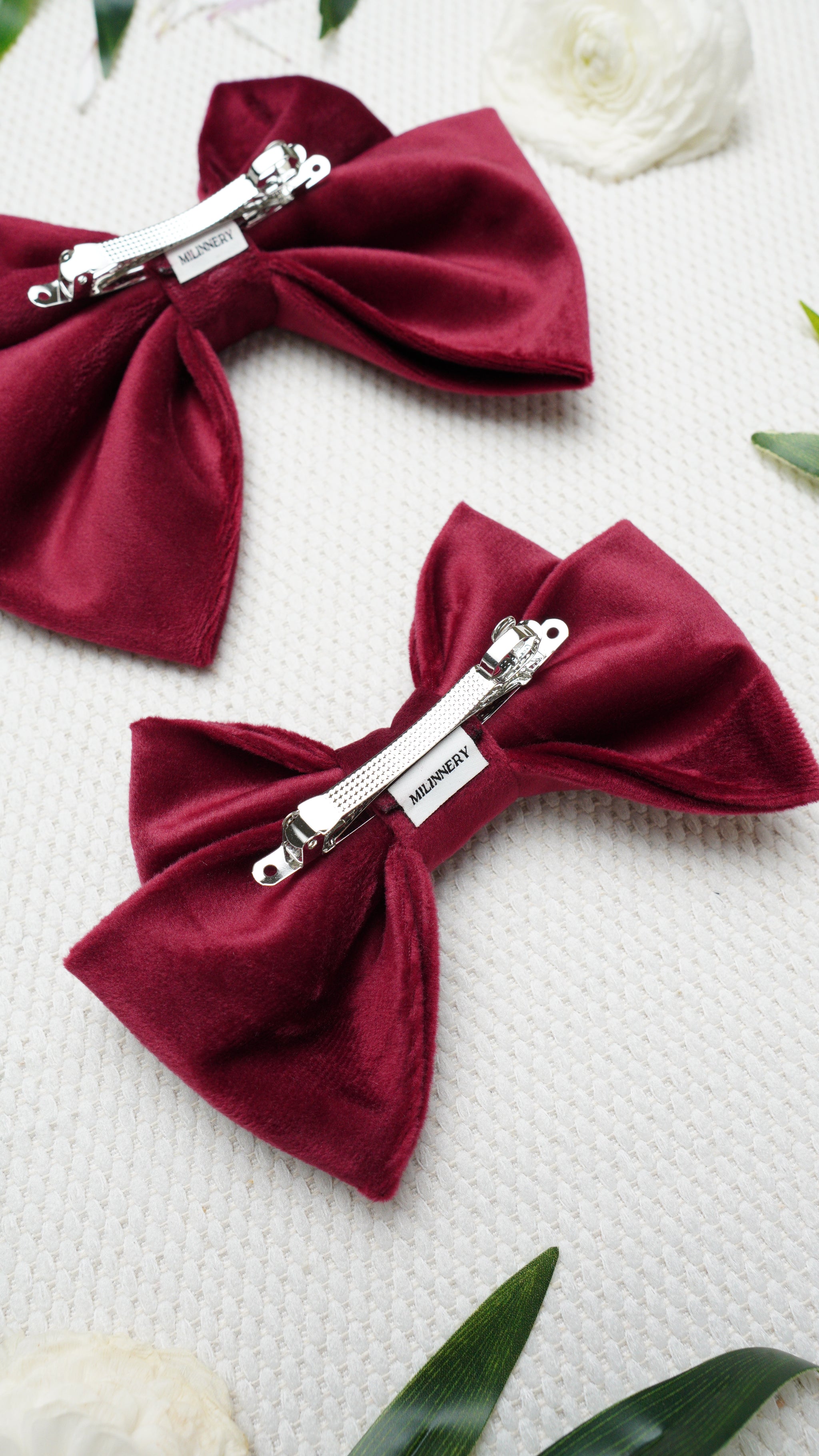 Novira Small Hair Bow Clip