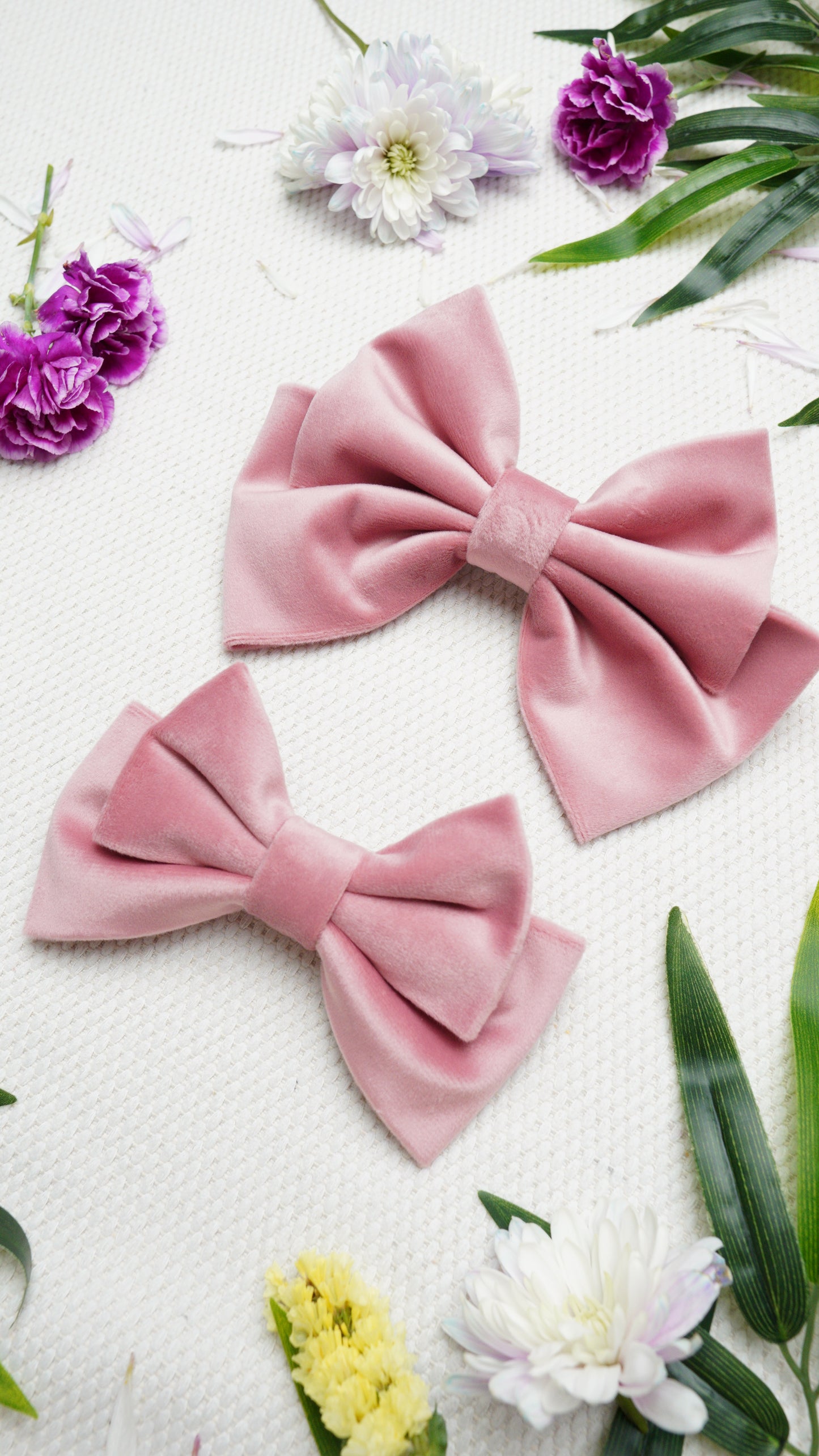 Velune Medium Hair Bow Clip
