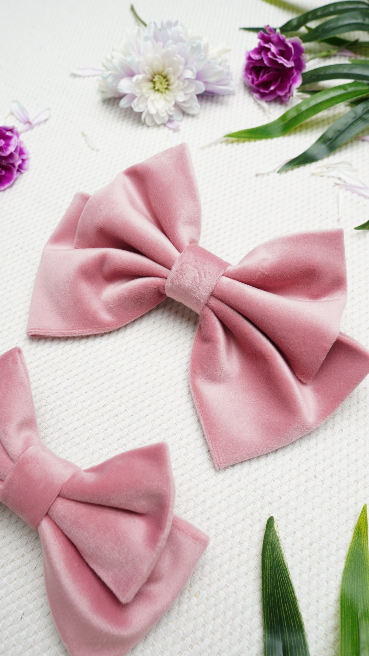 Velune Medium Hair Bow Clip