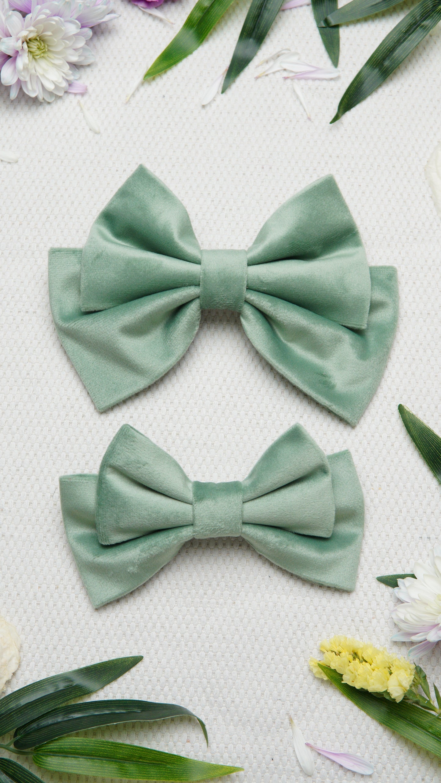 Petalis Medium Hair Bow Clip