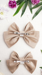 Clouden Medium Hair Bow Clip