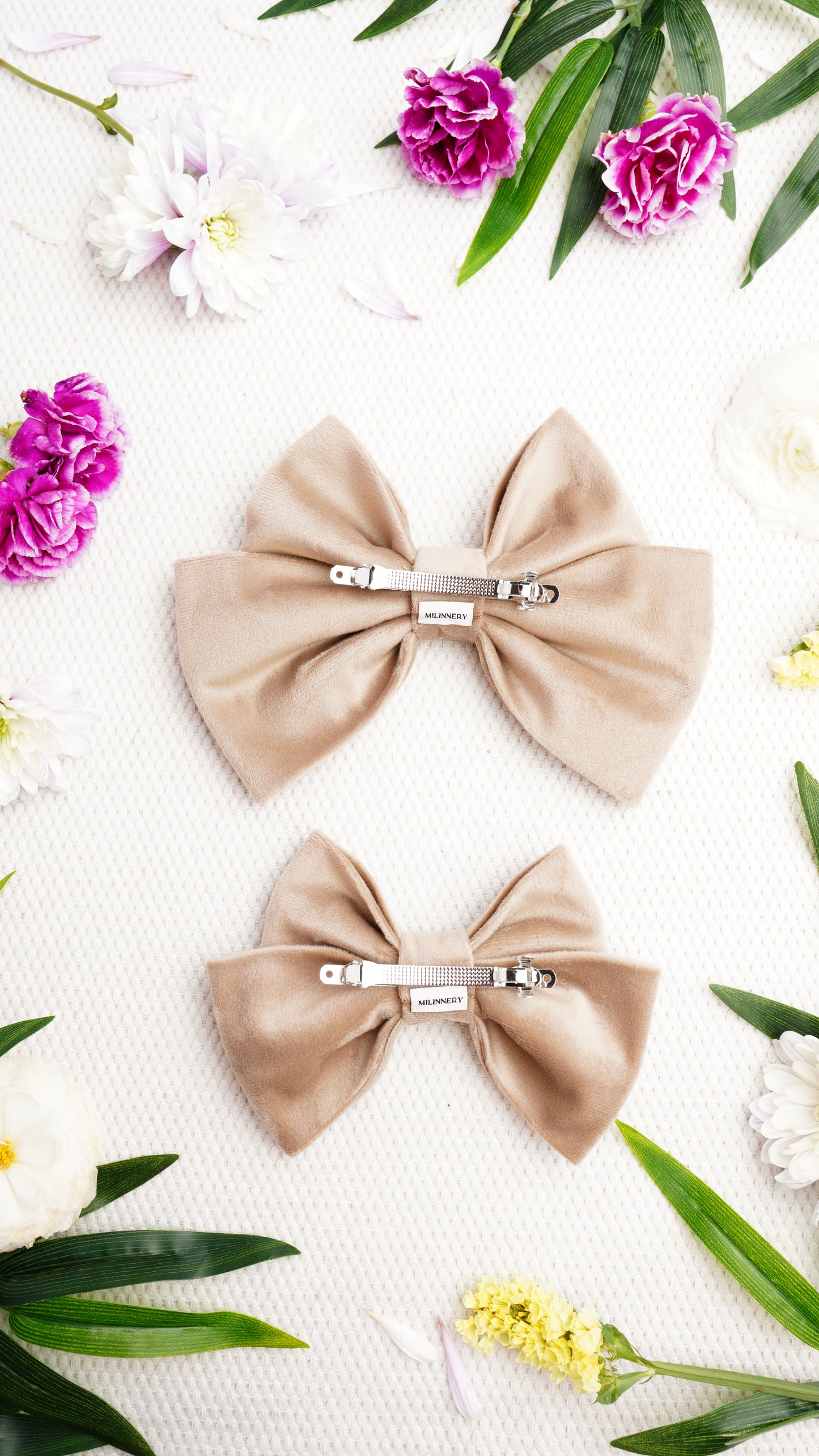 Clouden Small Hair Bow Clip