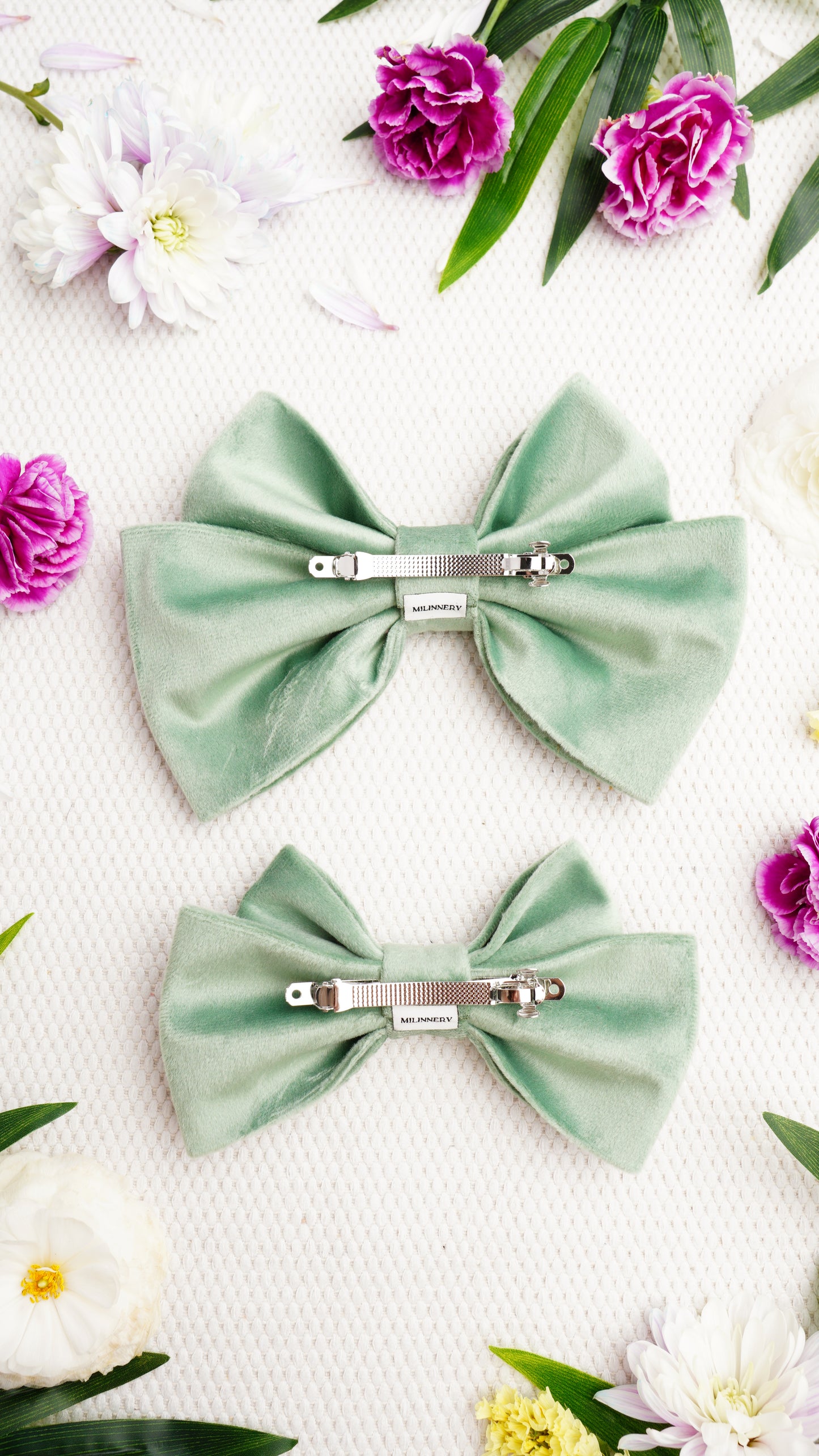 Petalis Medium Hair Bow Clip
