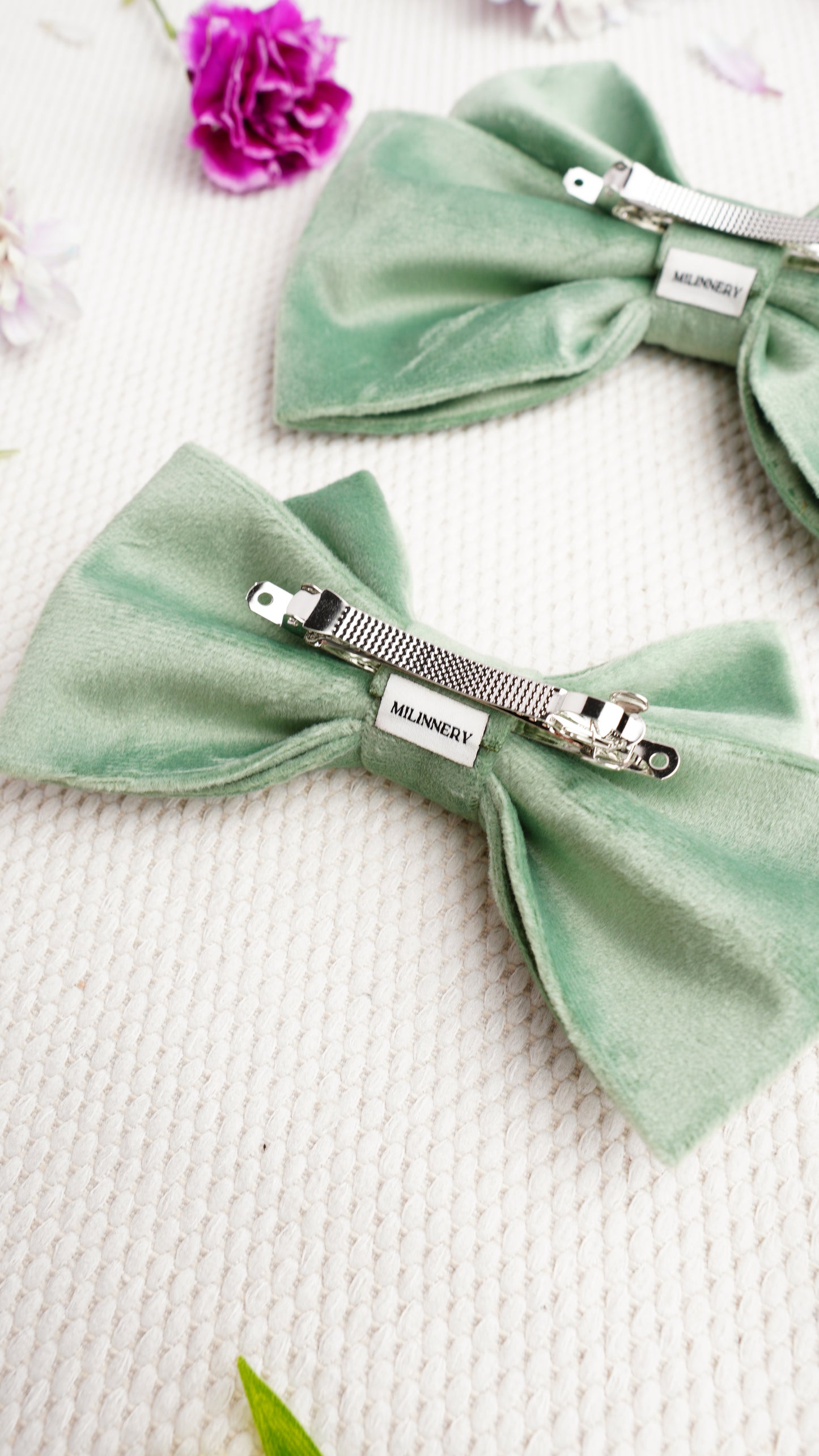 Petalis Small Hair Bow Clip