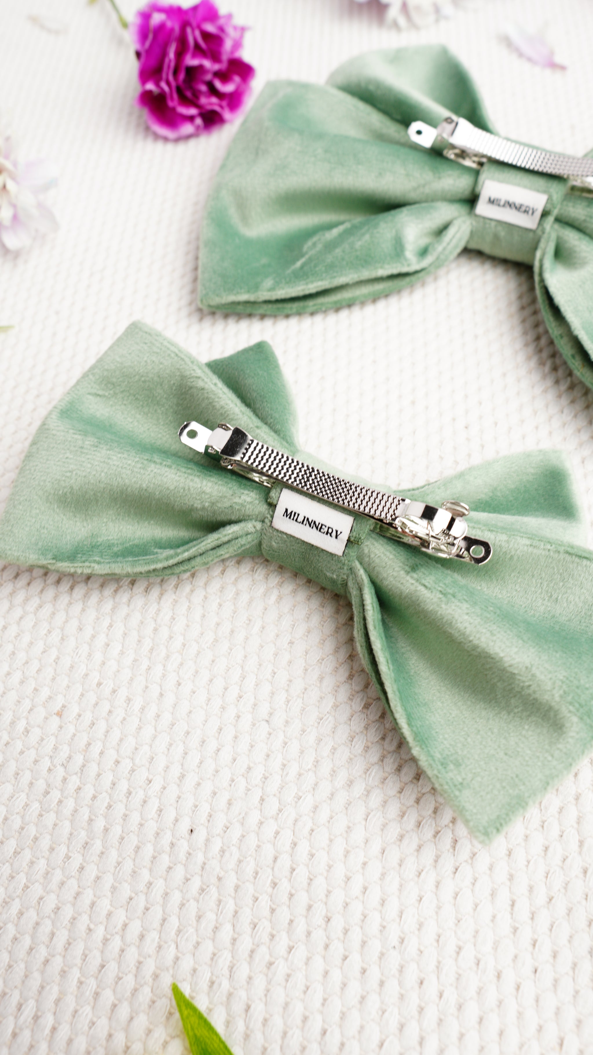Petalis Small Hair Bow Clip