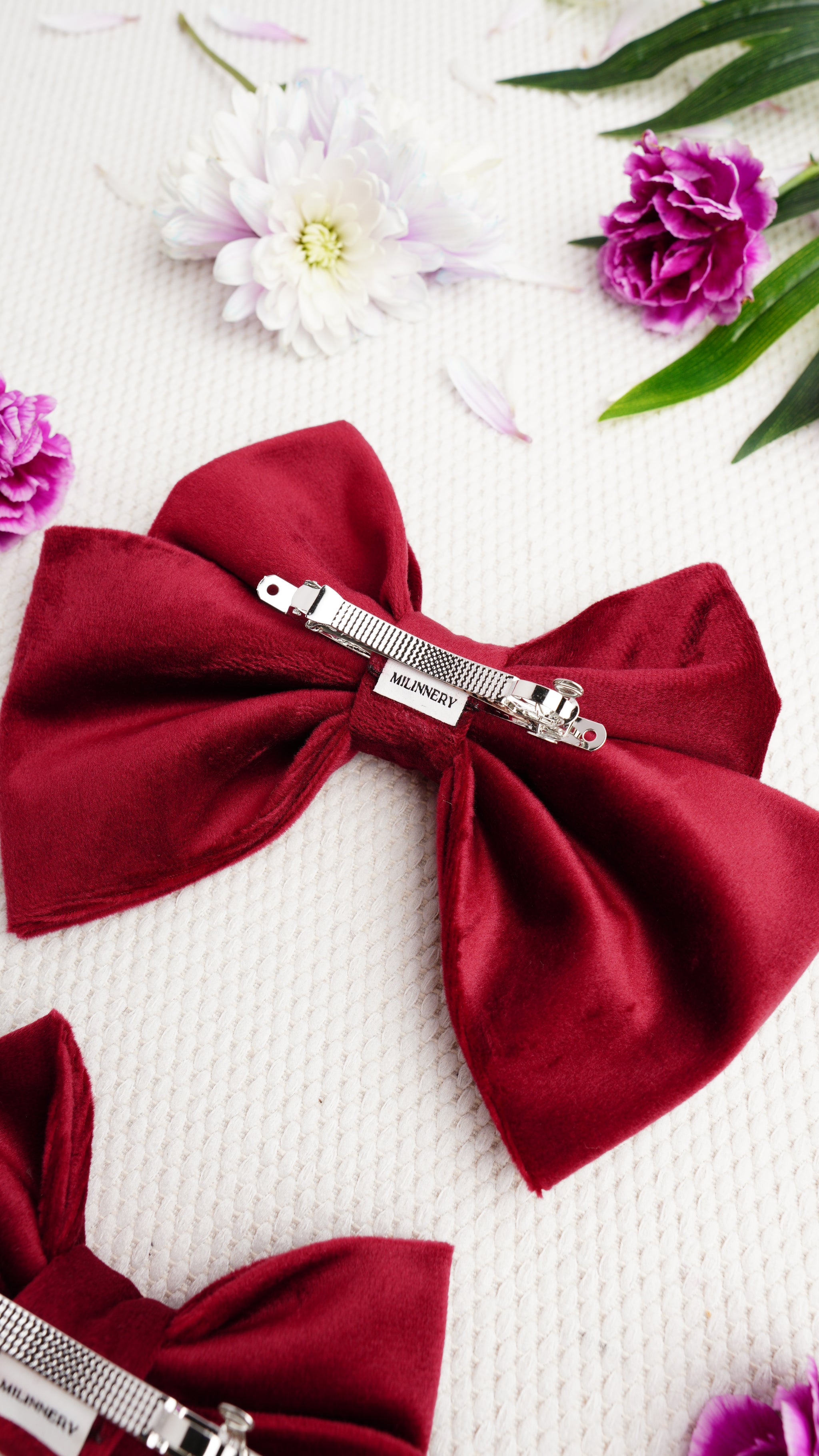 Novira Medium Hair Bow Clip