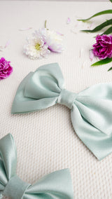 Velisse Medium Hair Bow Clip