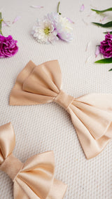 Calira Medium Hair Bow Clip