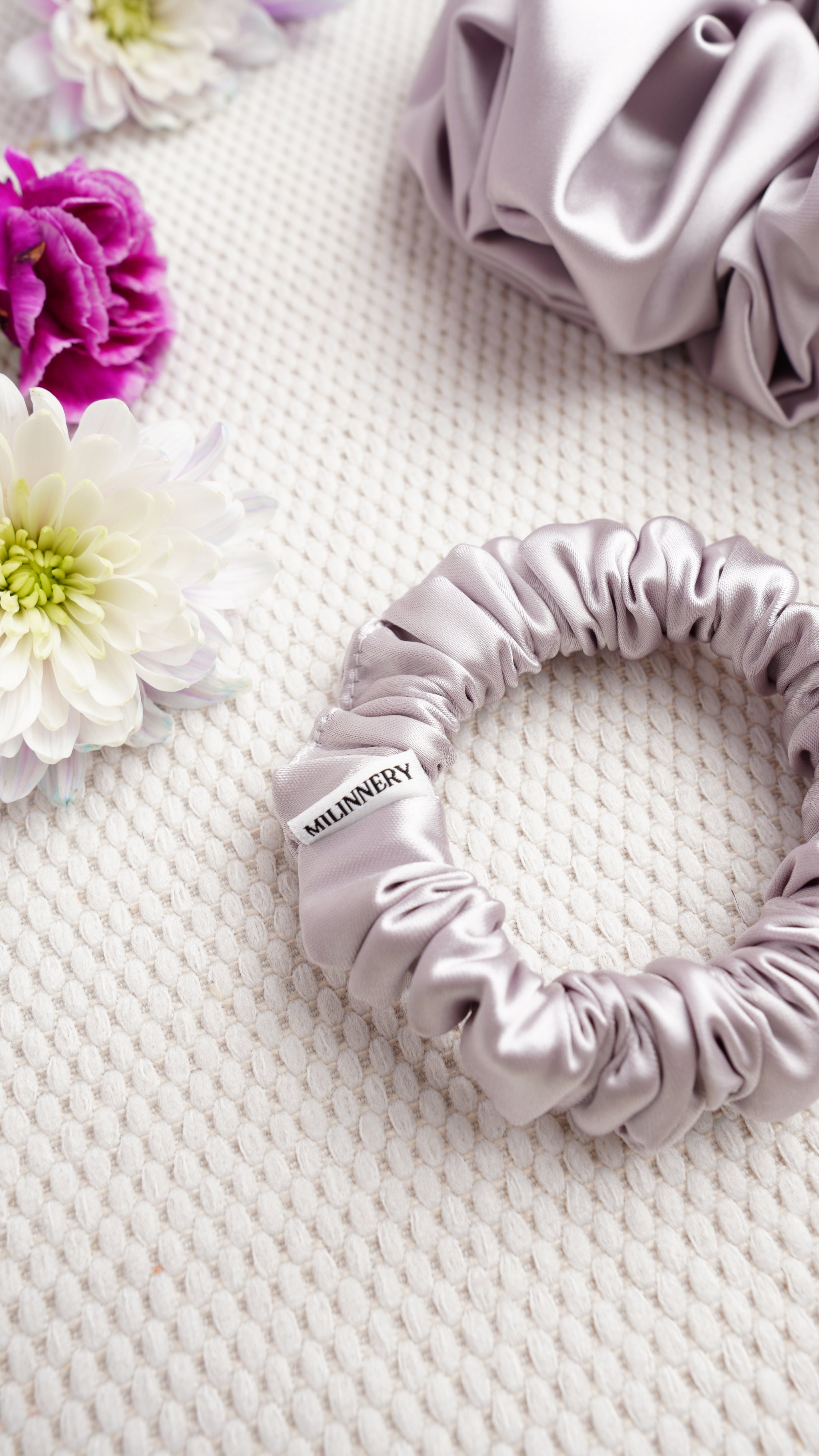 Avenor Satin Scrunchie