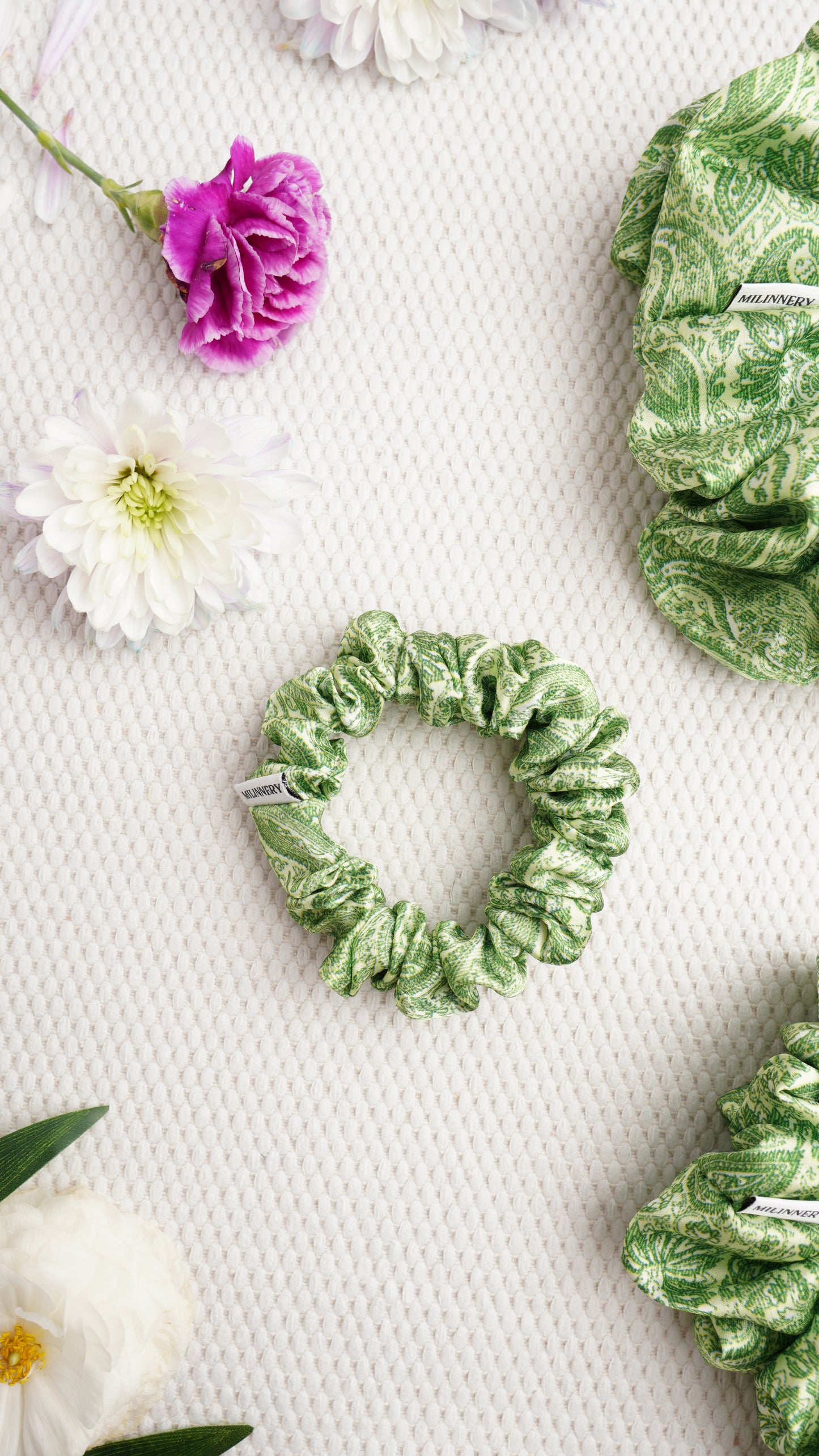 Seravi Satin Scrunchie