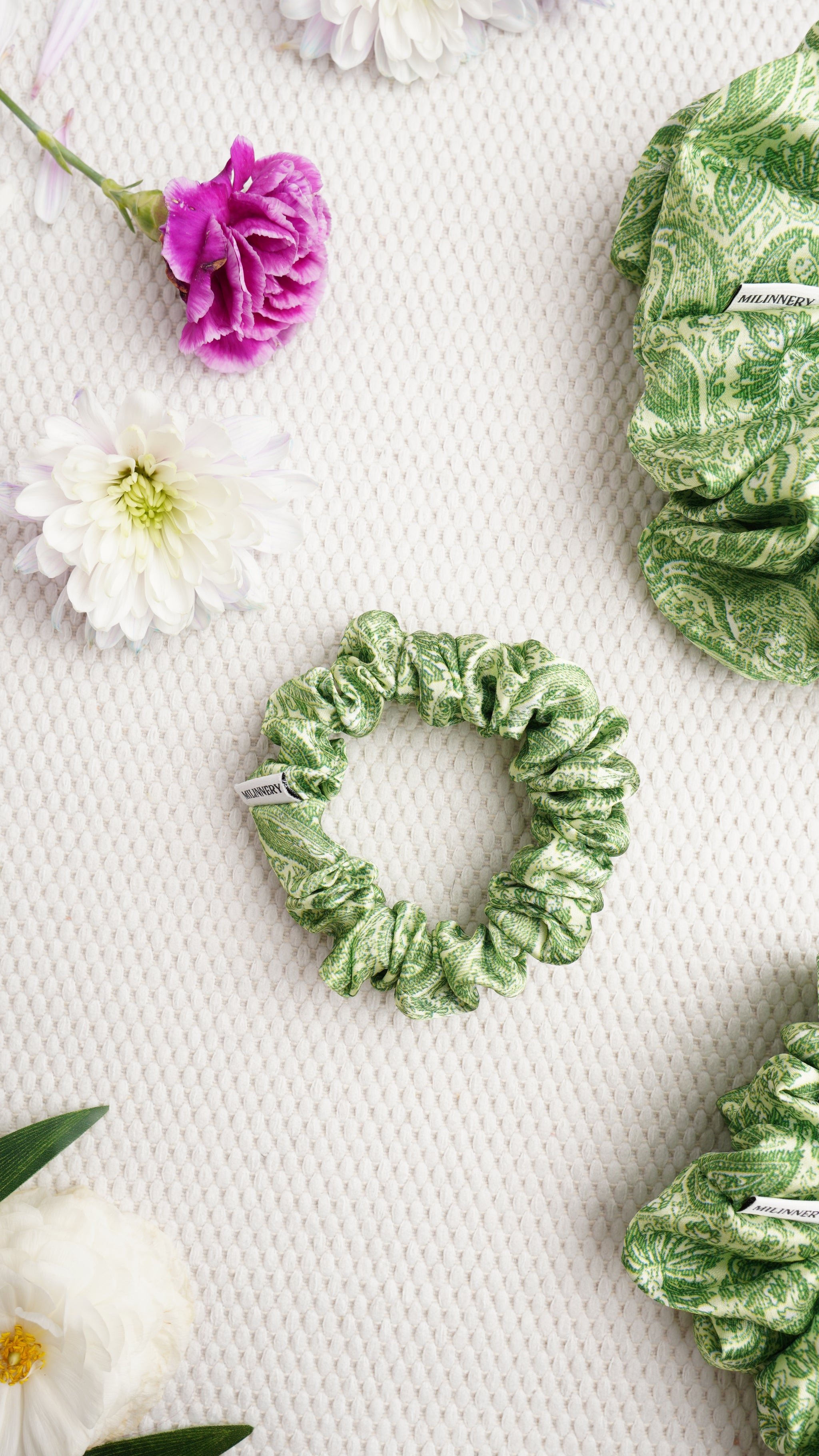 Seravi Satin Scrunchie