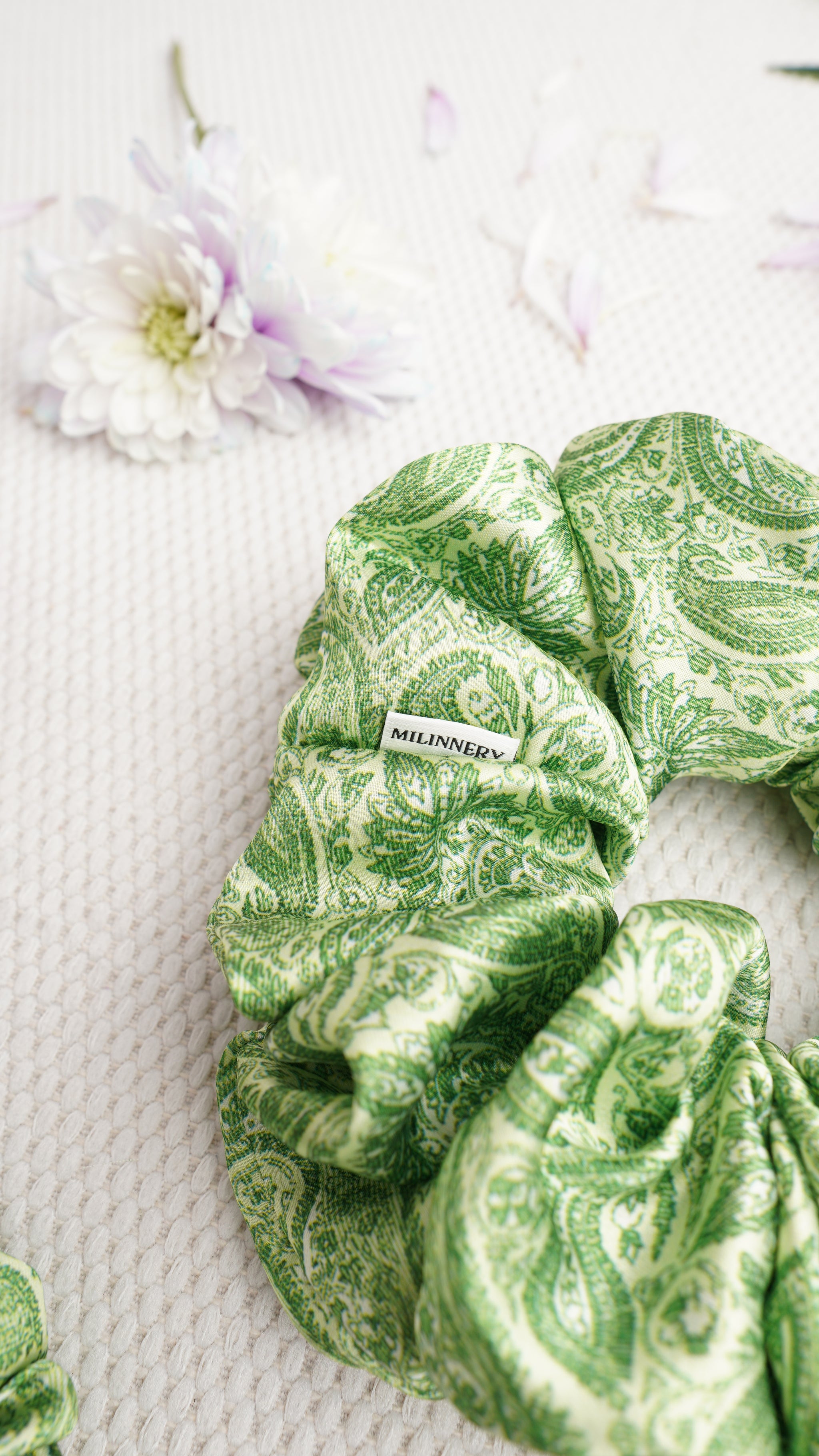 Seravi Satin Scrunchie