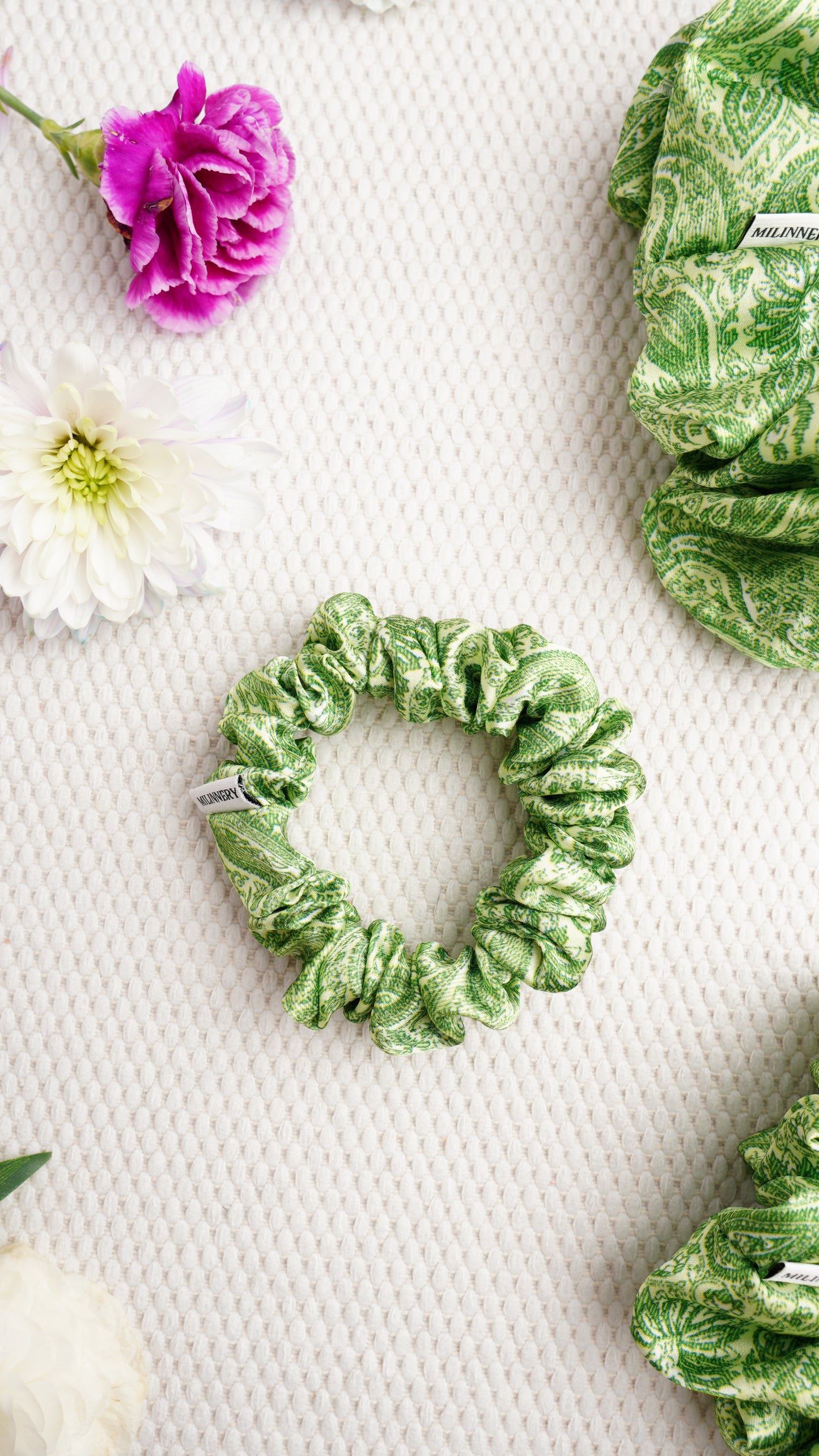 Seravi Satin Scrunchie