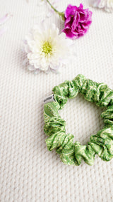 Seravi Satin Scrunchie