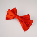 Kiss Kiss Small Hair Bow Clip
