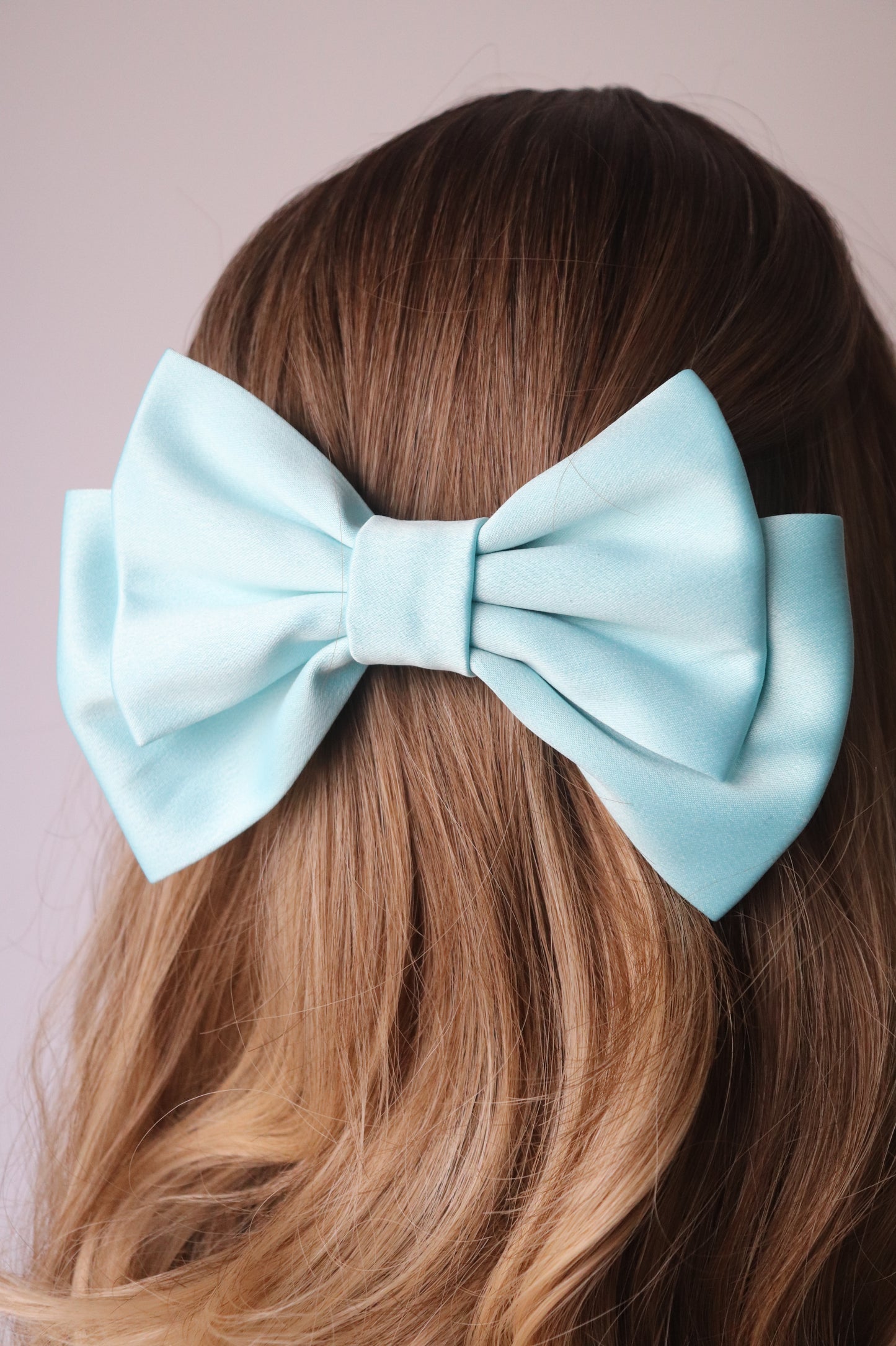 Liora Medium Hair Bow Clip