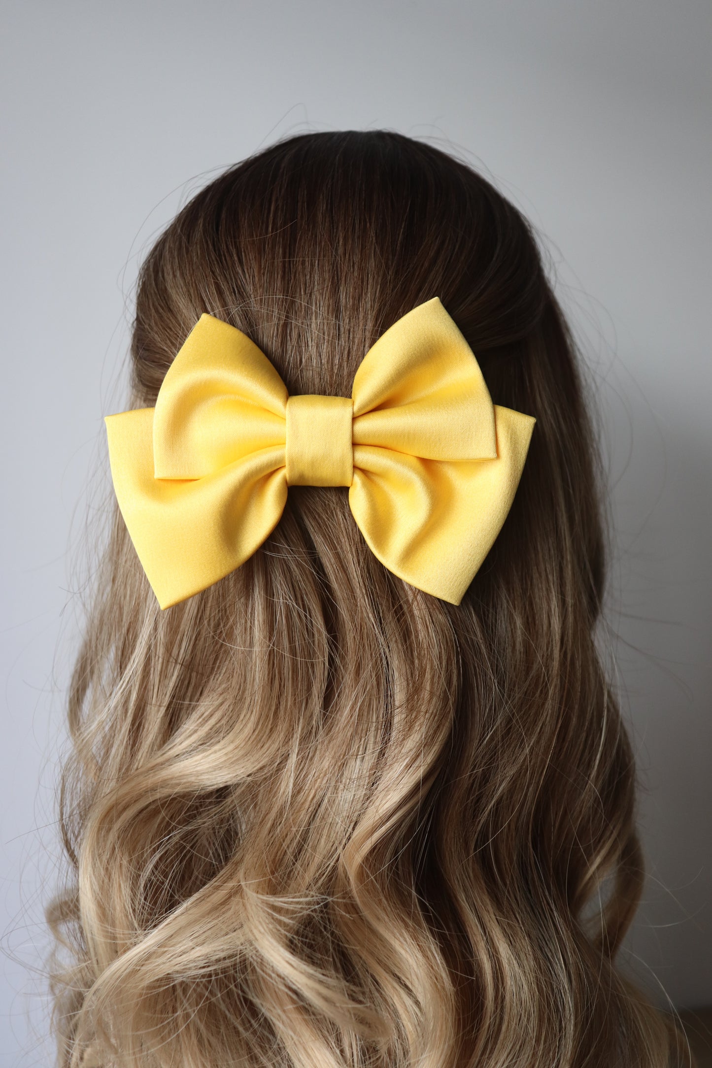 Tressa Small Hair Bow Clip