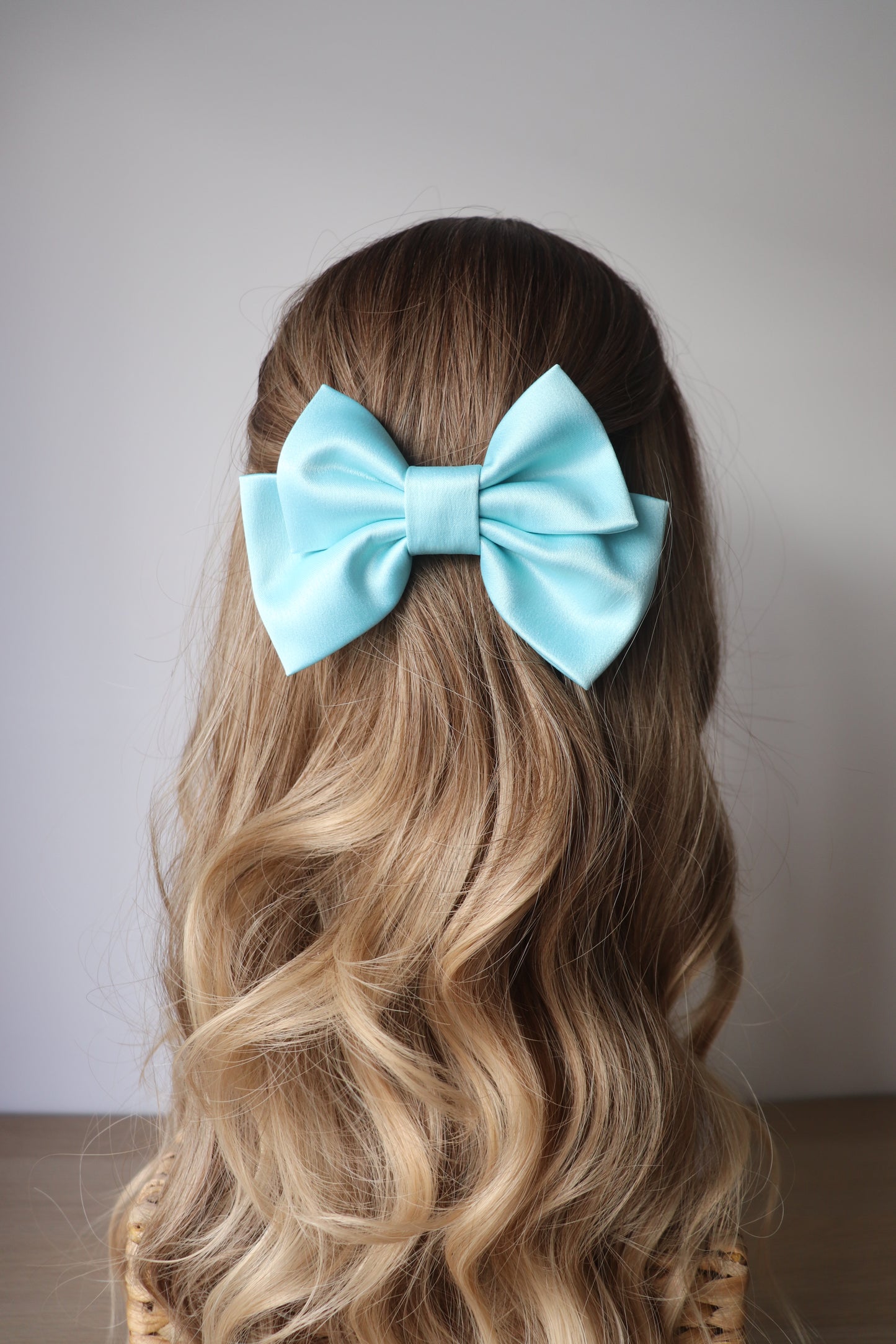 Liora Small Hair Bow Clip