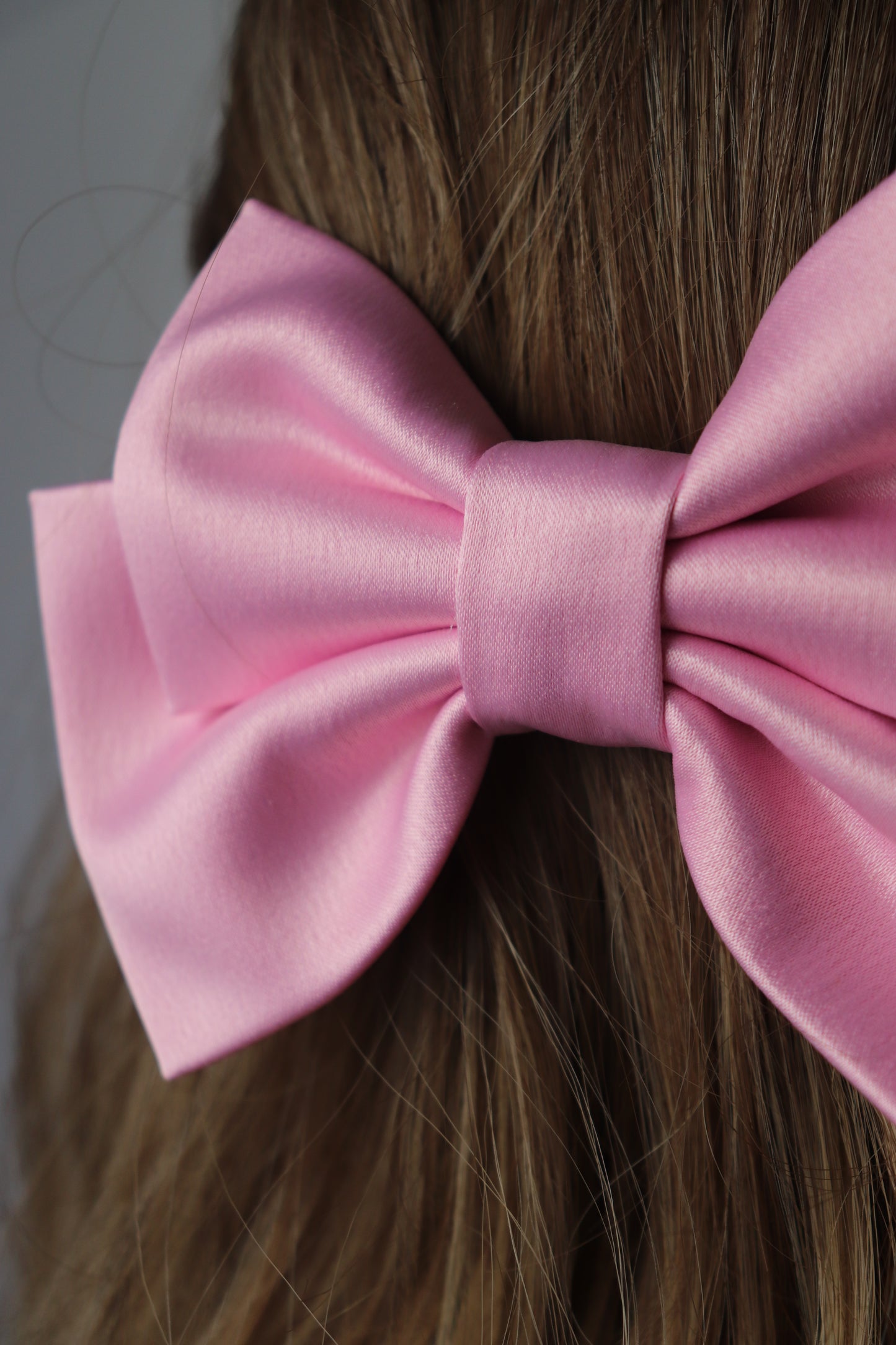 Alora Small Hair Bow Clip