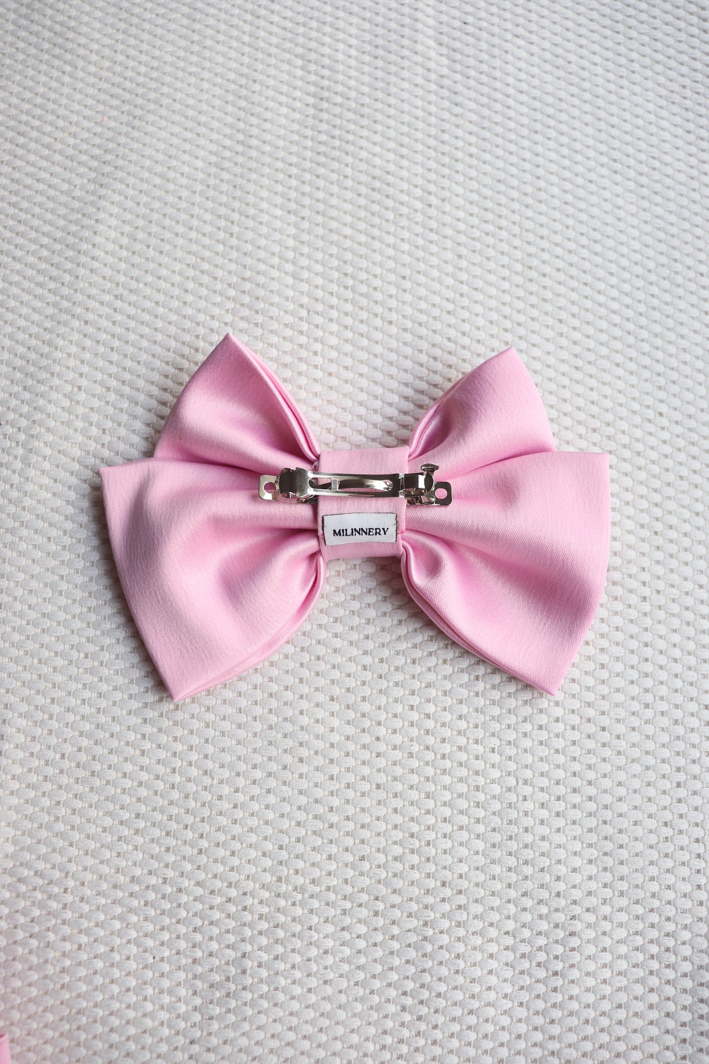 Alora Small Hair Bow Clip