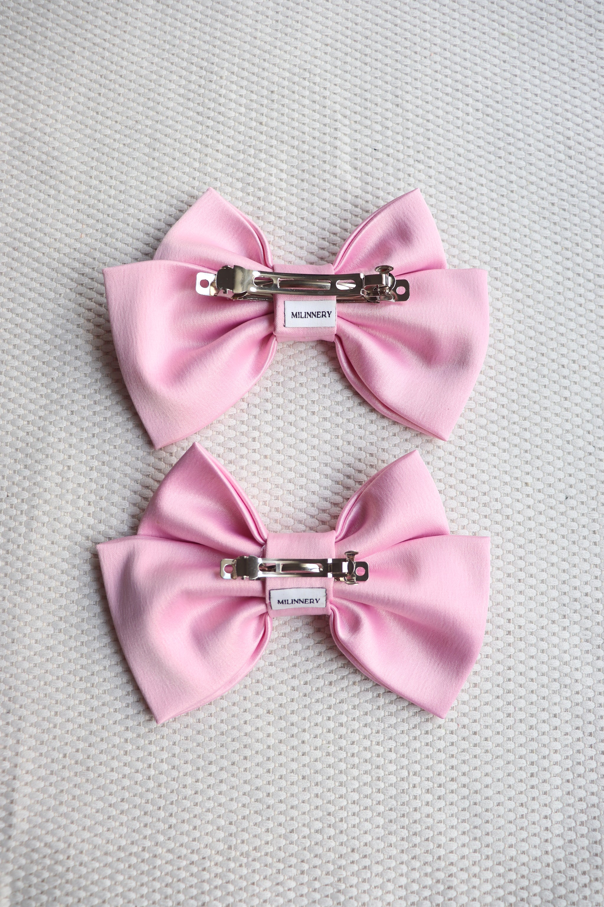 Alora Small Hair Bow Clip