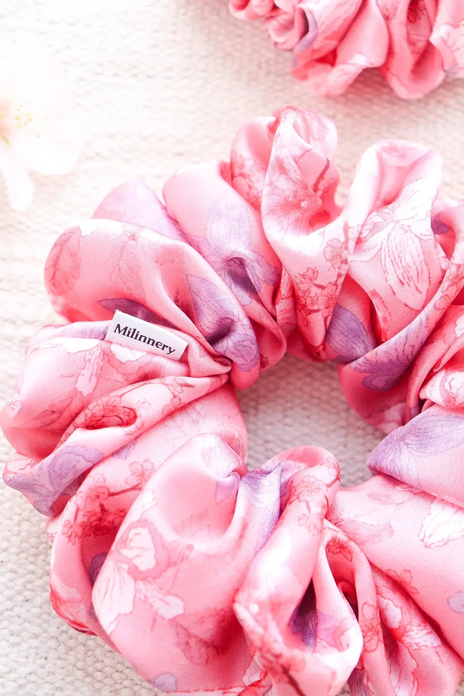 Victoria XXL Milinnery